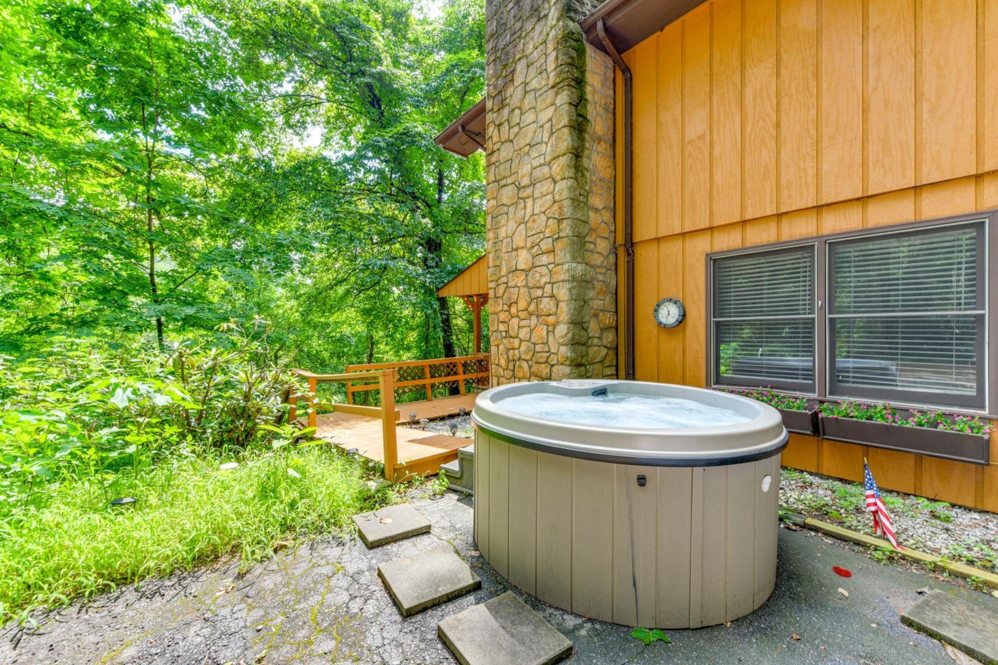 Maggie Valley Townhome In Smoky Mountain Foothills ภายนอก รูปภาพ
